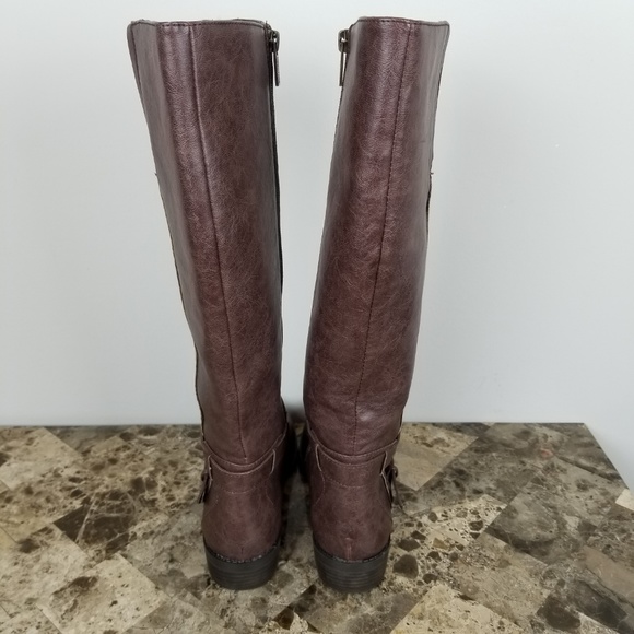 Kenneth Cole Reaction Brown Boots - Picture 5 of 8